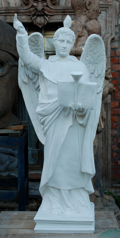 Statua di San Vincenzo Ferrer